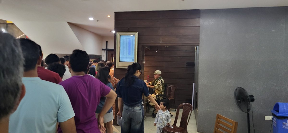 kamalKantmishra's tweet image. #WestBengalLegislativeAssemblyelection2026 voting inside our campus clubhouse. #peaceful thanks @ECISVEEP @CEOWestBengal .