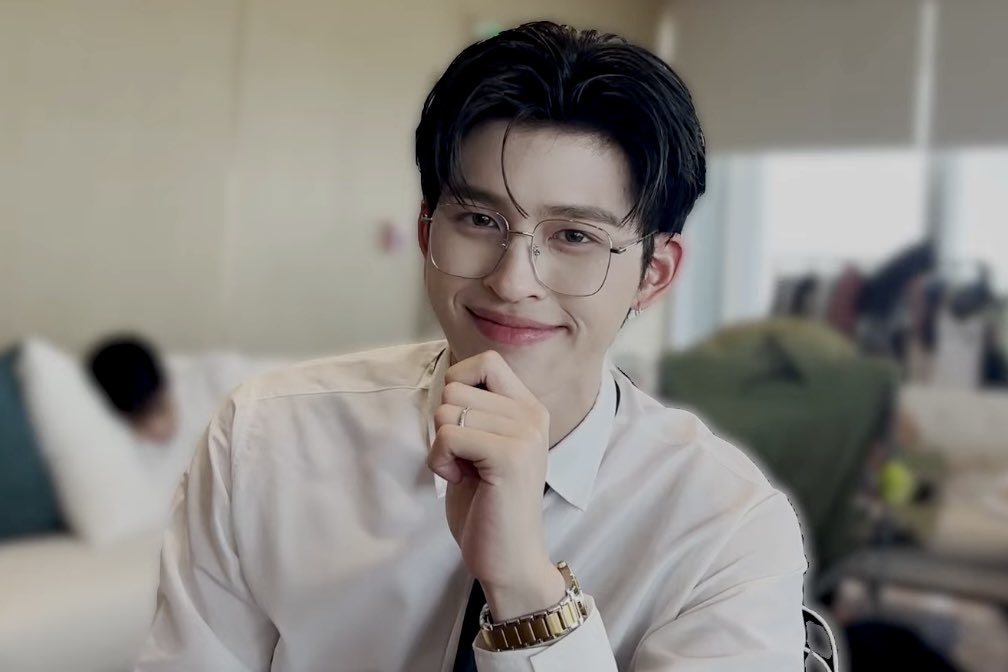 Pond Phuwin only tweet media