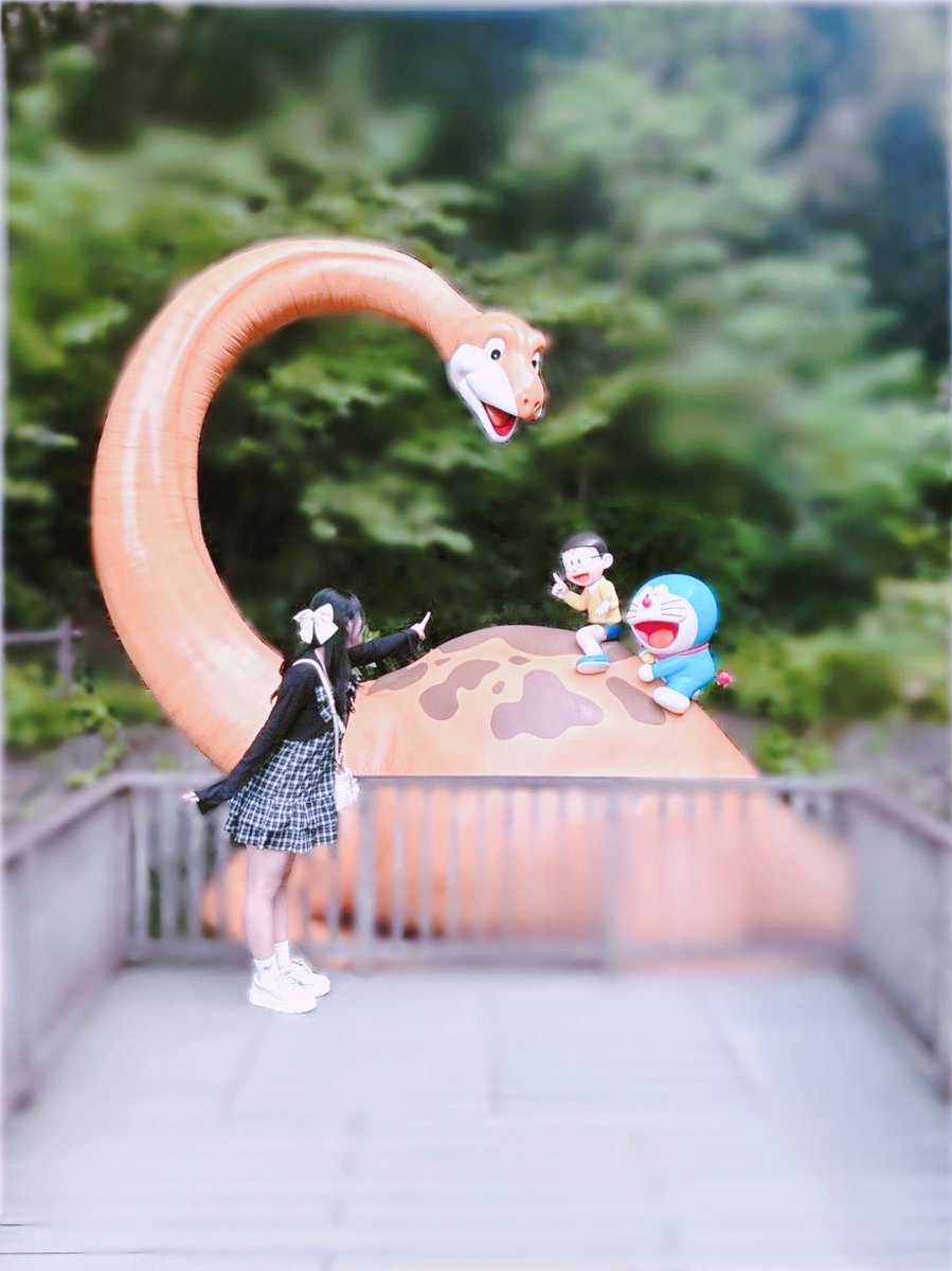 せりな tweet media