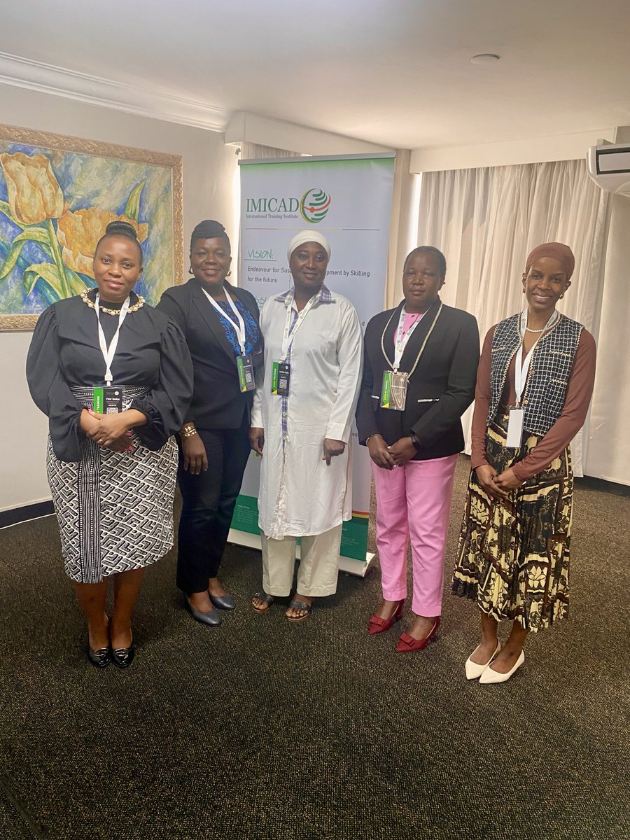 IMICAD1's tweet image. Your dedication inspires growth, innovation, and progress every day. Thank you for choosing IMICAD to be part of your path to career growth and success. 🌱

Here’s to strong women shaping the future We see you, we celebrate you. 💙 

#IMICAD #WomenCrushWednesday #CareerGrowth