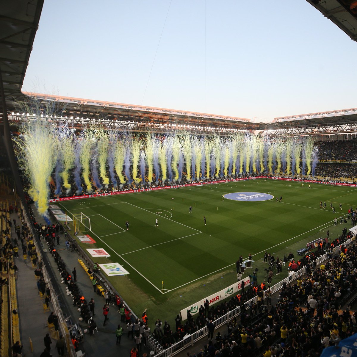 Kadıköy Sokak tweet media