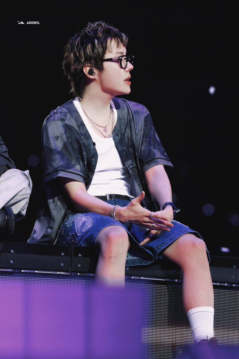 아도니스 Adonis 💫 tweet media