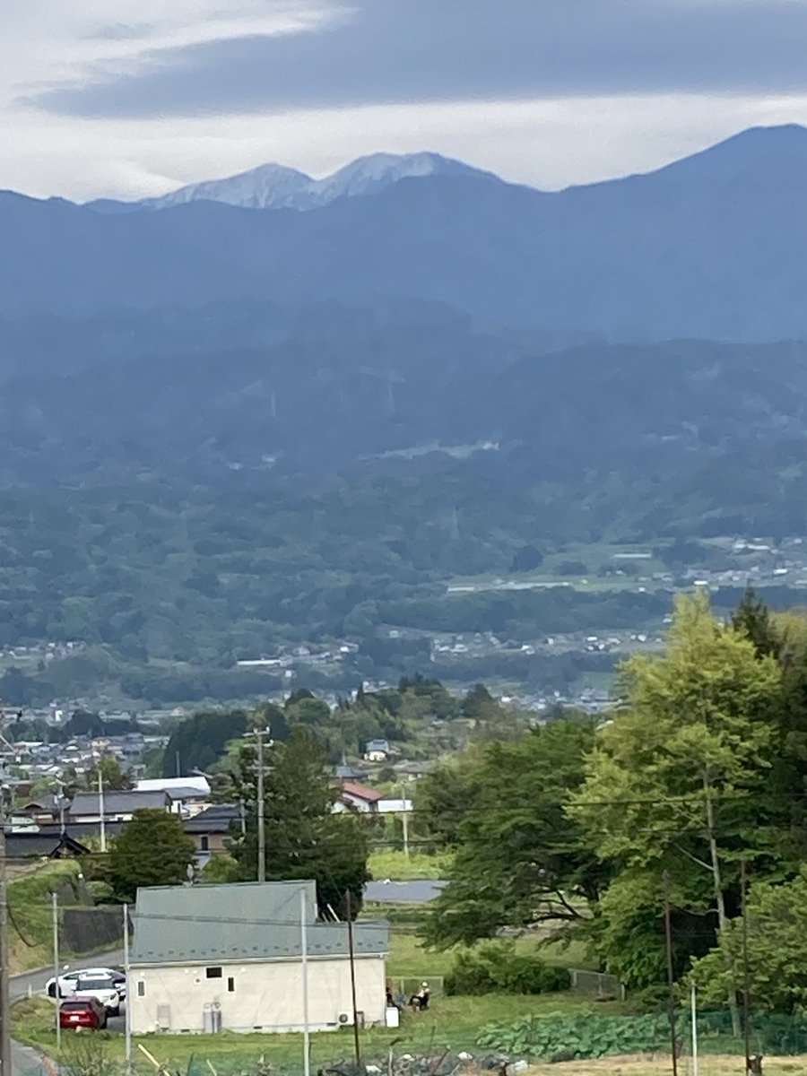 風がちと寒かった　でも半袖のチャリダーがいたのよ🚲