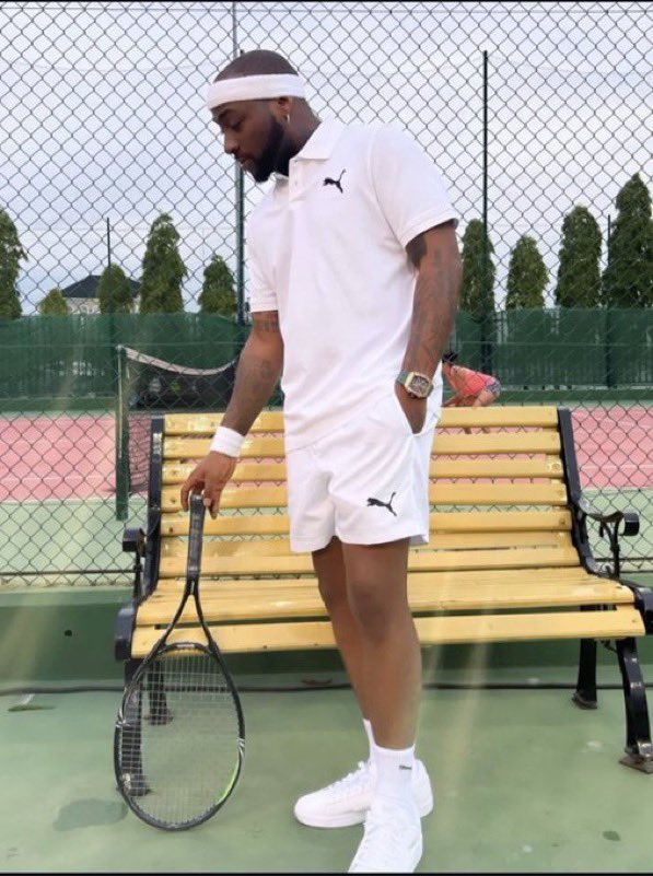 highchart's tweet photo. Who copied who??
Gullible fc, whatever your pospy wants to do, Davido has done it!!!
That’s why he’s the 001 https://t.co/yfr6V263em