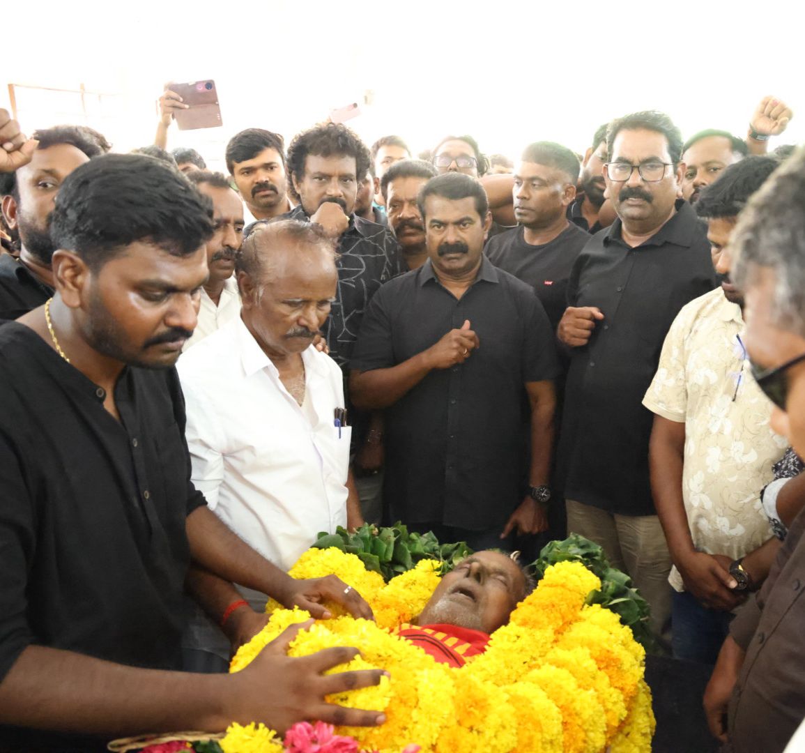செந்தமிழன் சீமான் tweet media