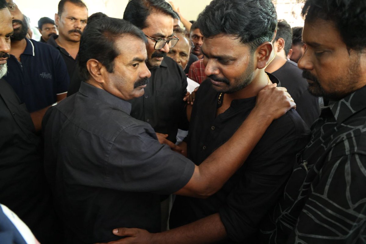 செந்தமிழன் சீமான் tweet media