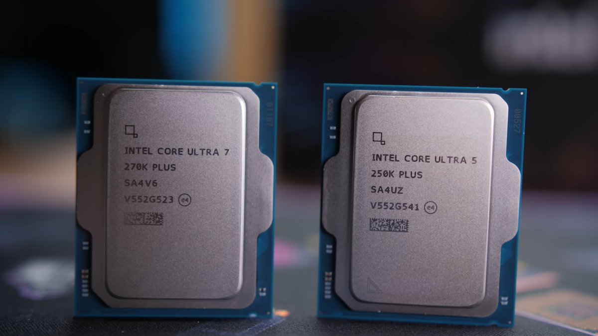 noobfeed's tweet image. Consumer #CPU pricing could surge as manufacturers prioritize lucrative enterprise and hyperscale markets. #gaming #hardware noobfeed.com/hardware/cpu-a…