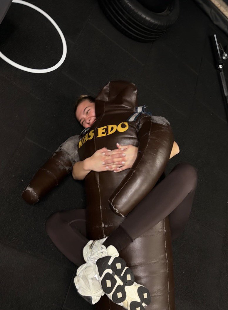 Daily Magazin tweet media