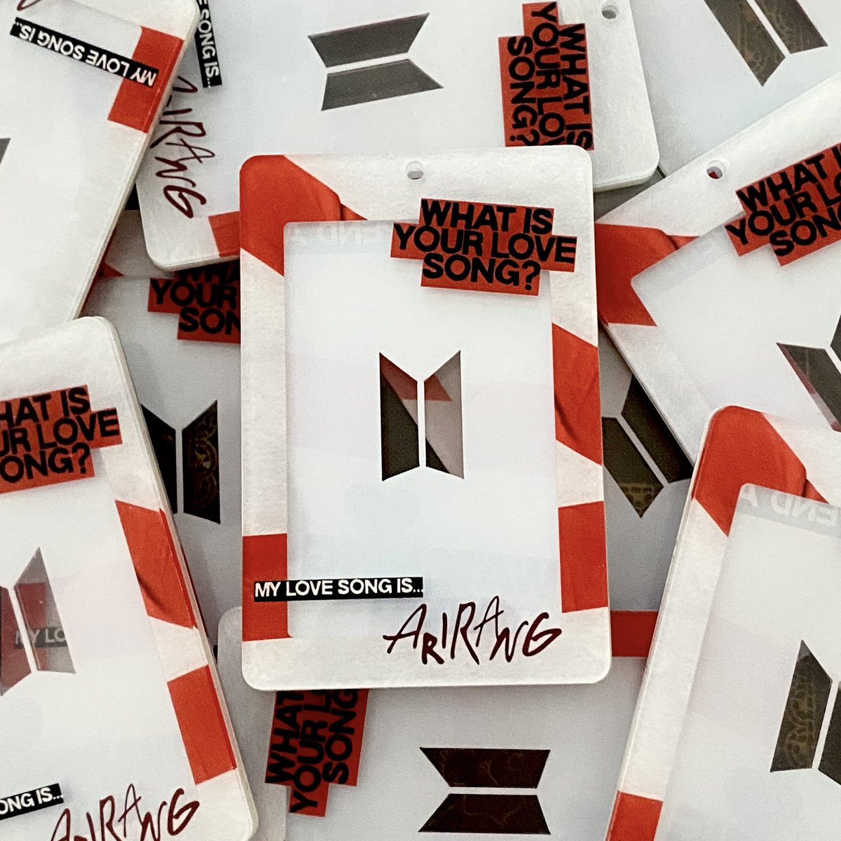 7seasonsph's tweet photo. arirang photocard holders are here 🫶

shipping will start after our spotify swimside schedule >< thank you! 💜 https://t.co/z2qT5wgWH2