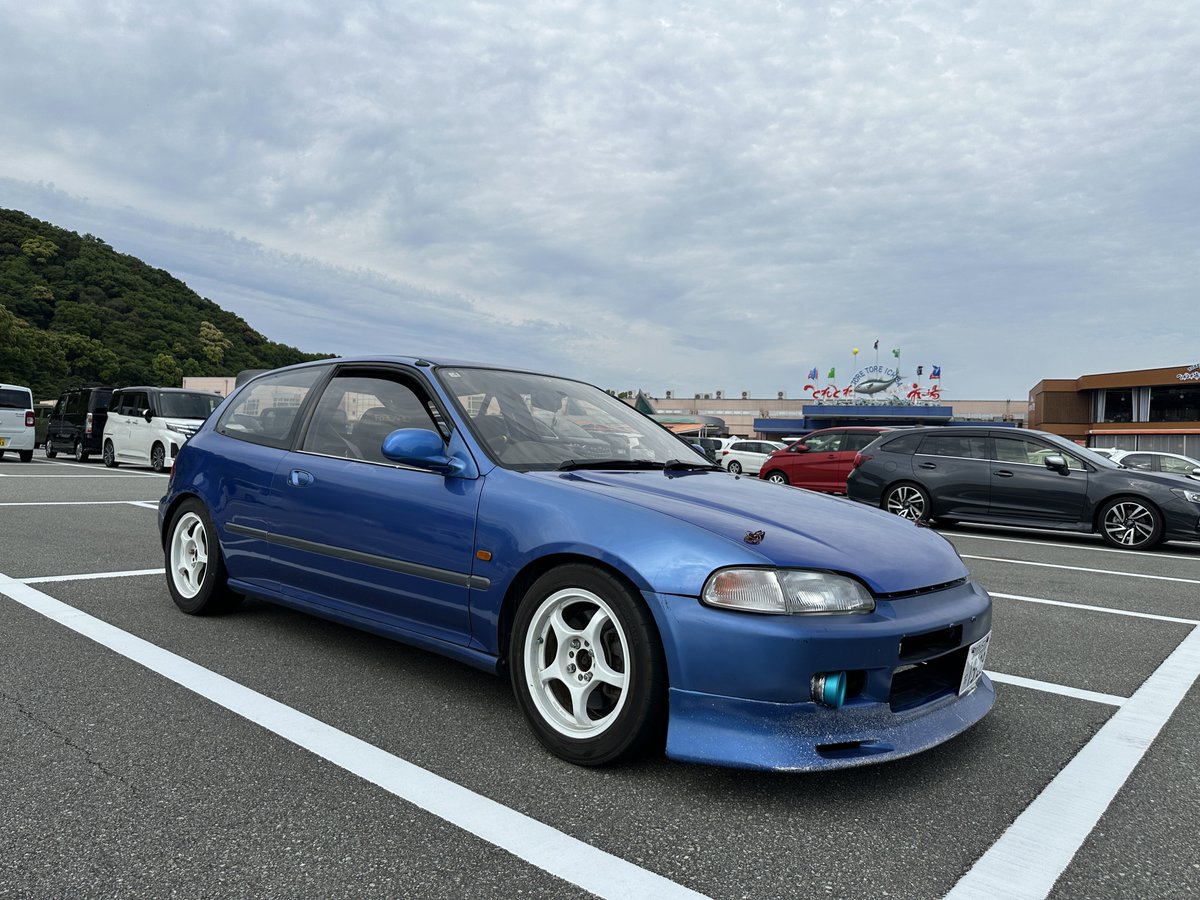 お久しぶりです。
去年から始めた愛車の修理の為留守にしていました。
無事車検が取れて4年ぶりの公道復帰ができました。
とりあえずの目標は越えて少し落ち着きましたが、まだまだ時間もお金もかかりそうなのでかなり低浮上になると思います。