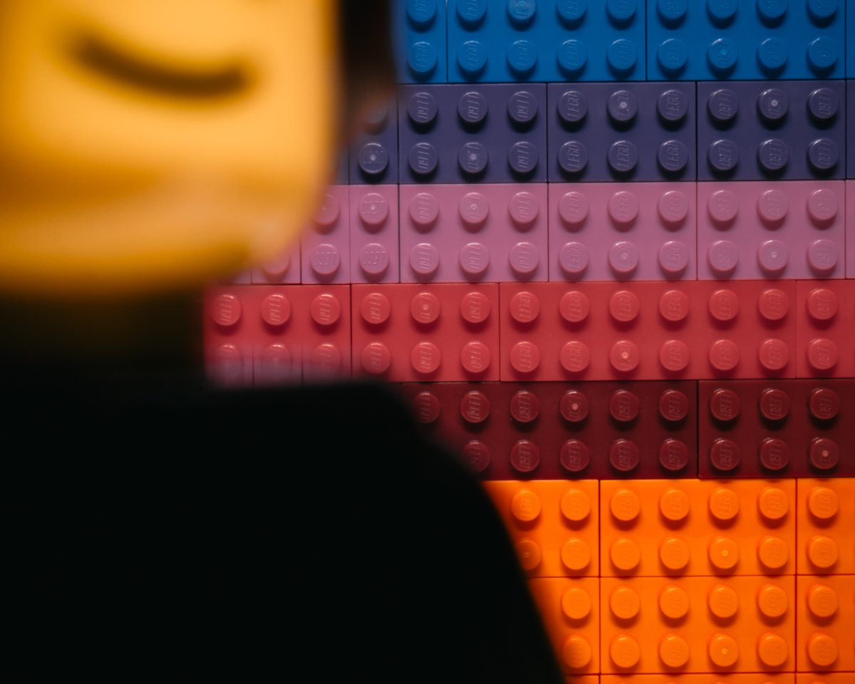 brickgraph's tweet photo. Tania Franco Klein
The Scream (self-portrait), from the series "RAGE", 2025

Original: https://t.co/JuFH0rVWr8

Recreated in LEGO as part of a special collaboration with The Photography Show 2026 presented by AIPAD. https://t.co/CKI3cTLSKc