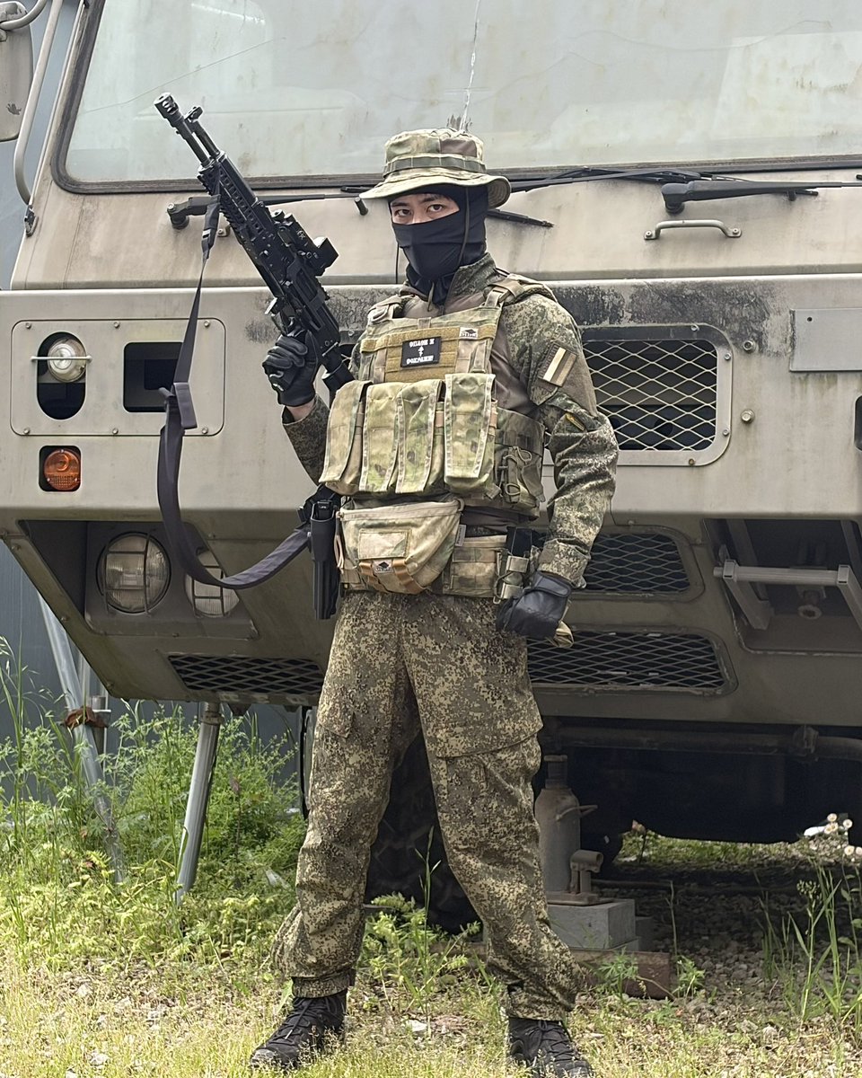 siomaneki_117's tweet image. 今日の装い…

デジフロとA-Tacs FG
少し黒を混ぜると良いアクセントになるね

#BATTLE  #バトル　#サバゲー　#Airsoft