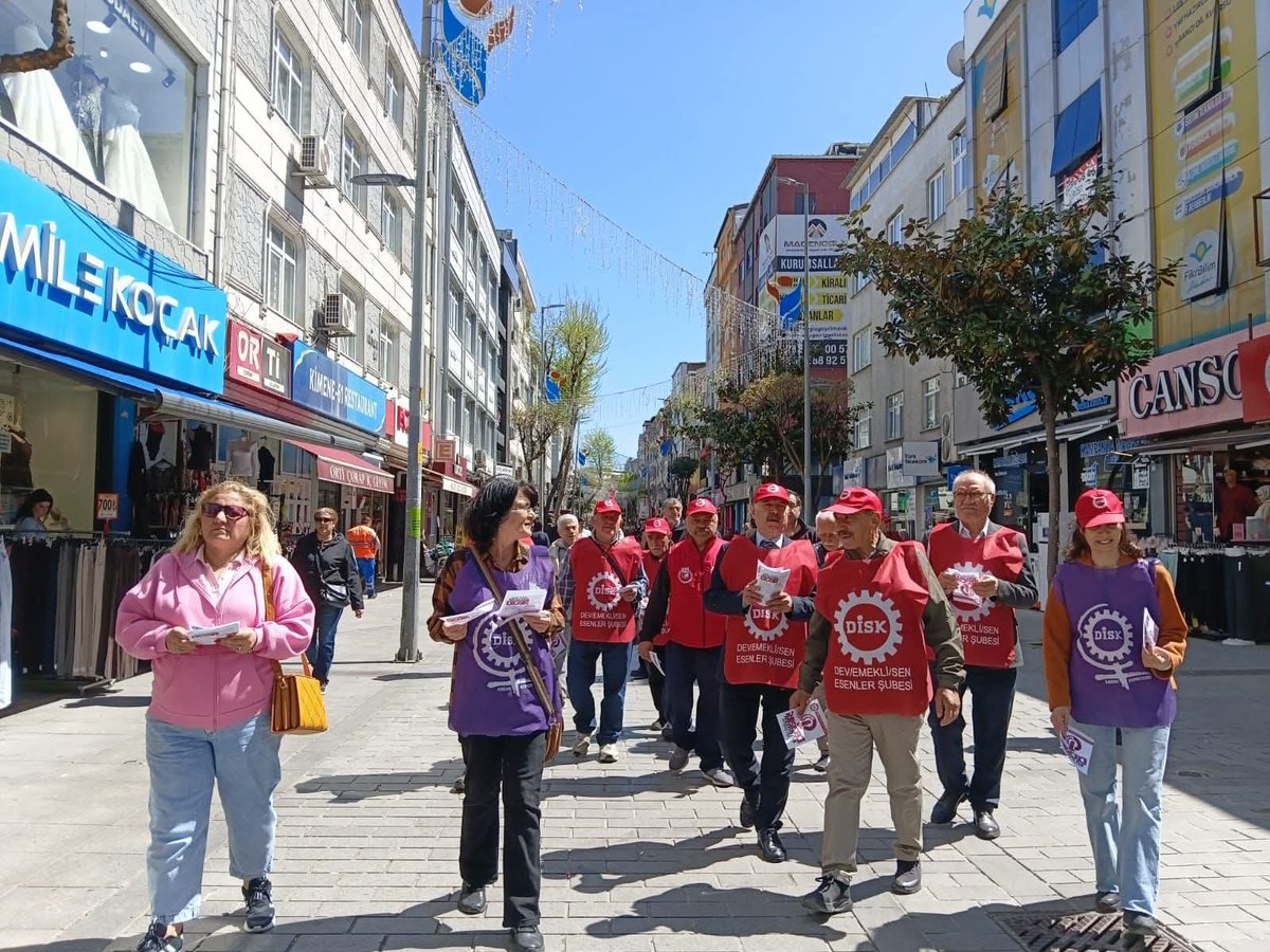 diskistanbul's tweet photo. 📍 İSTANBUL/ MERTER
#1Mayıs çağrısı:
@DiSK_Genel_is
@disktekstil
@diskgidais
@emeklisen
@diskinsesi
#BirleşelimDeğiştirelim https://t.co/NmxeRY9dY6