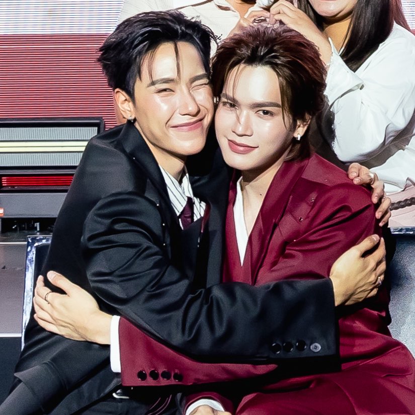 🌞🌛 𝙨𝙩𝙖𝙧𝙧𝙮𝙝𝙤𝙨𝙝𝙞 🌟✨ tweet media