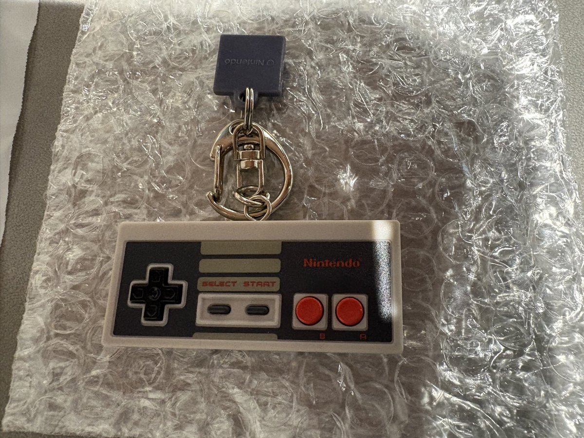 ニンテンドーミュージアム やっとでた！！ 1983〜1999のキーホルダー
