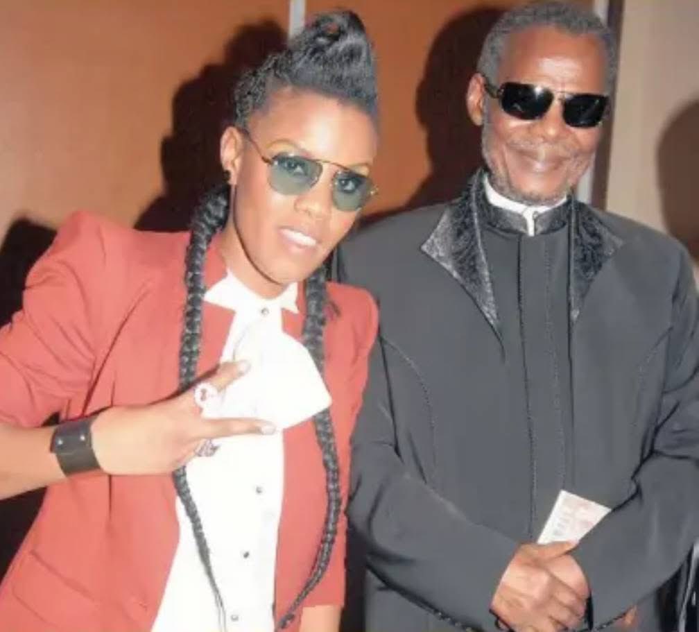 Man’s NOT Barry Roux tweet media