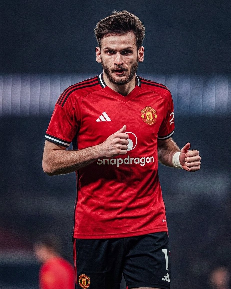 Man Utd Empire tweet media