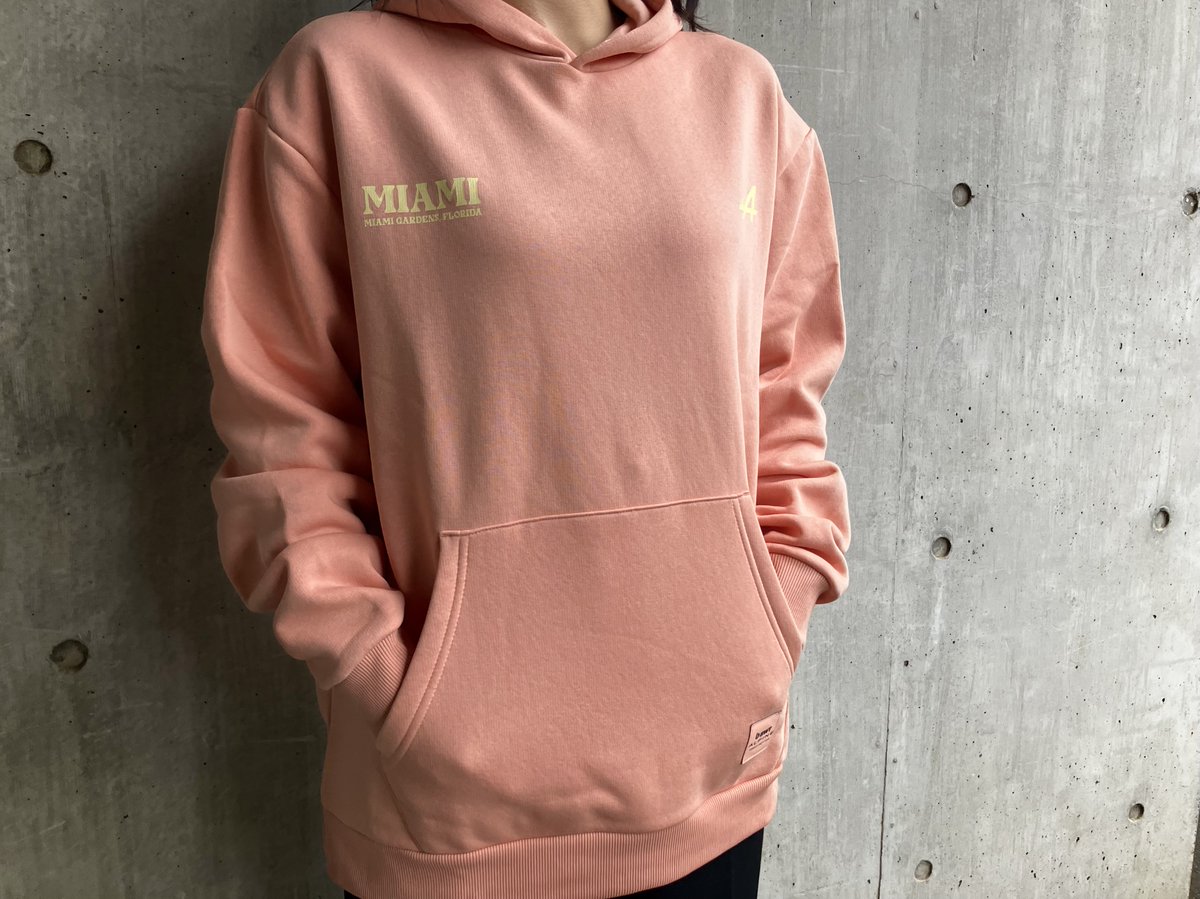 eurosports_shop's tweet photo. BWTカラーが主役!
ピンクで魅せる、アルピーヌの新しい存在感🍋💞
BWT アルピーヌ F1 チーム マイアミGP フーディー PI 2026
▶️オンラインストアで販売中!
https://t.co/YzQmY961Nh
#f1jp #Alpine #アルピーヌ #BWTAlpine #F1 #F1グッズ #Formula1 #MiamiGP #マイアミGP #BWTカラー #ピンクフーディー #ピンクコーデ #BWTスタイル