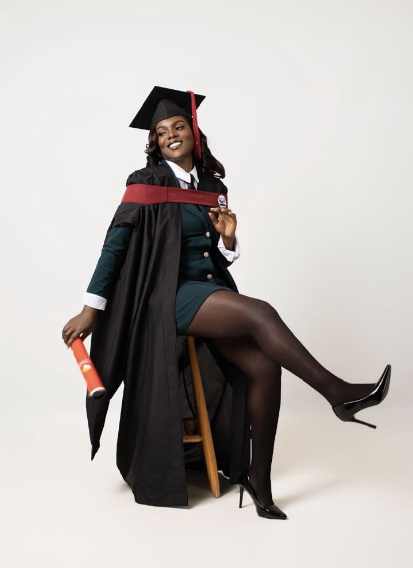 Nina 🦦 tweet media