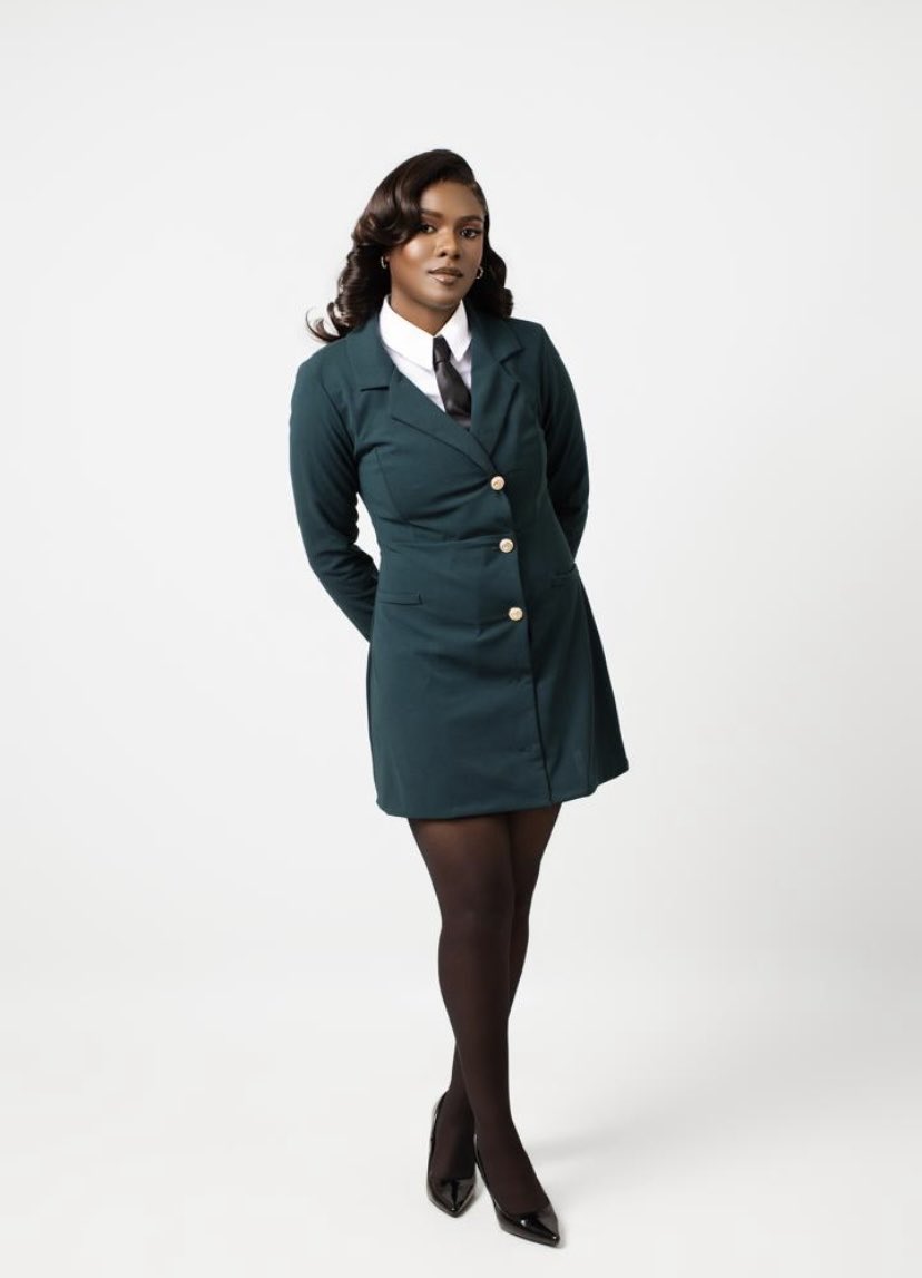 Nina 🦦 tweet media