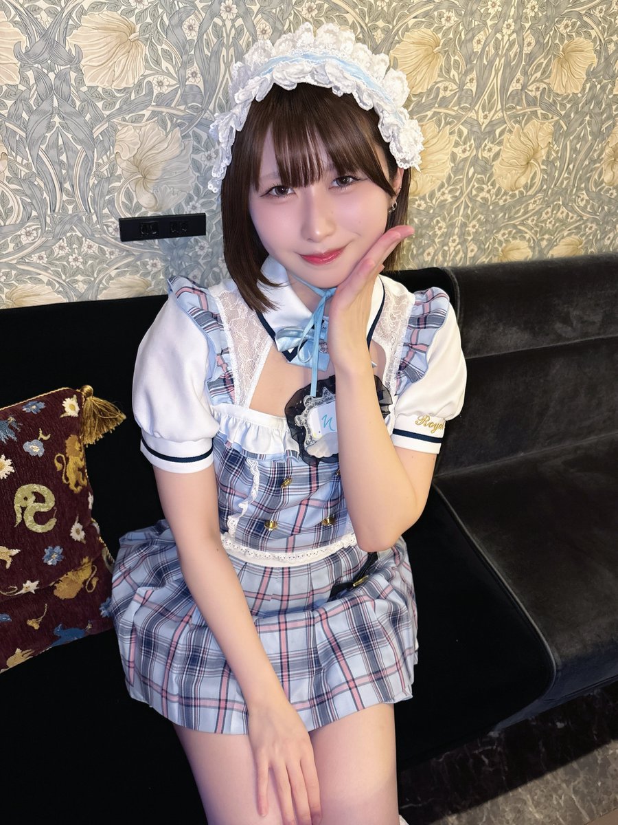 RoyalDrop_maid's tweet image. 🩵そら

登校しました👼🏻🫧
#秋葉原 #コンカフェ #魔法学校