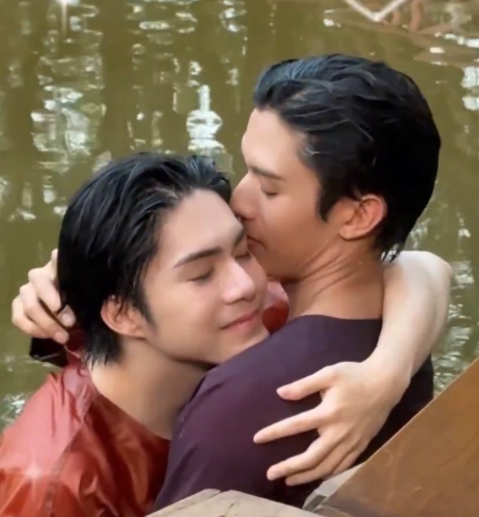 🪜pimfahh☀︎︎ ft.ภพเธอ tweet media