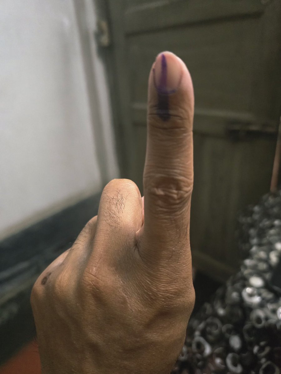 JitSengupta3's tweet photo. Vote is your voice, use it...
#wblaelection2026 https://t.co/JZJFX6JP62