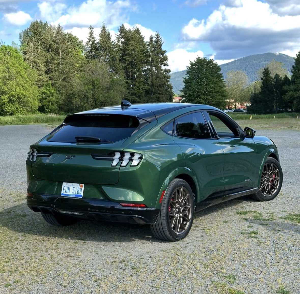 Car Grails tweet media