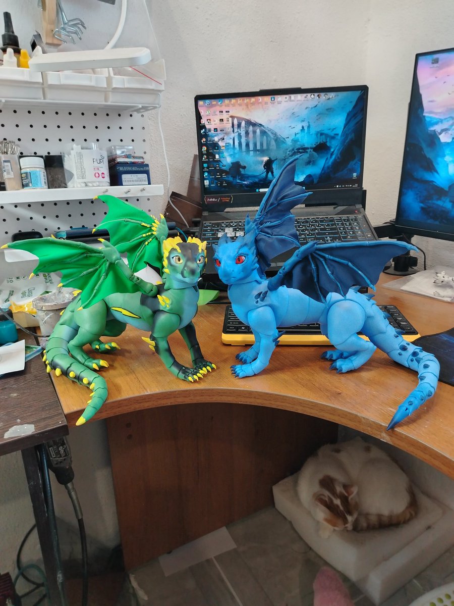 DLuonto's tweet photo. I finished two new custom-made dragons yesterday, the package will be very heavy) https://t.co/9SQv0mOyZa
