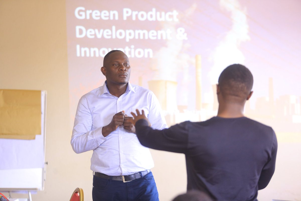 klintdata14's tweet photo. Knowledge sharing session (KSS).
#Klintdata #cidi #stanbic https://t.co/EwfCEgJhEi