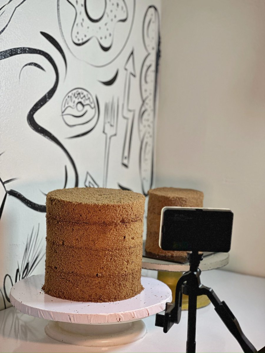 theboybaker_inosogbo tweet media