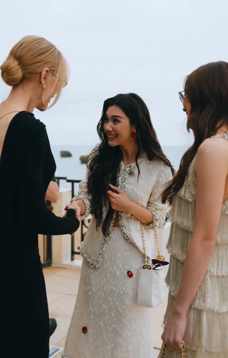 bae 🤍🦋🧸 tweet media