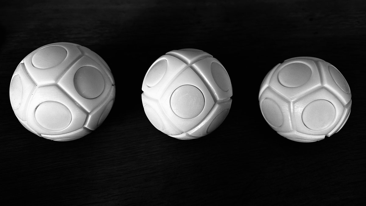 DICTOspheres's tweet photo. New 3rd Generation #DICTOspheres have arrived ! •#B1NRsystem #DICTO #B1NR #B1NRart #JamesBakerArt #petrapod https://t.co/6aVaY2I6Hm