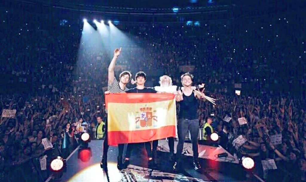 CRIS✨️ tweet media