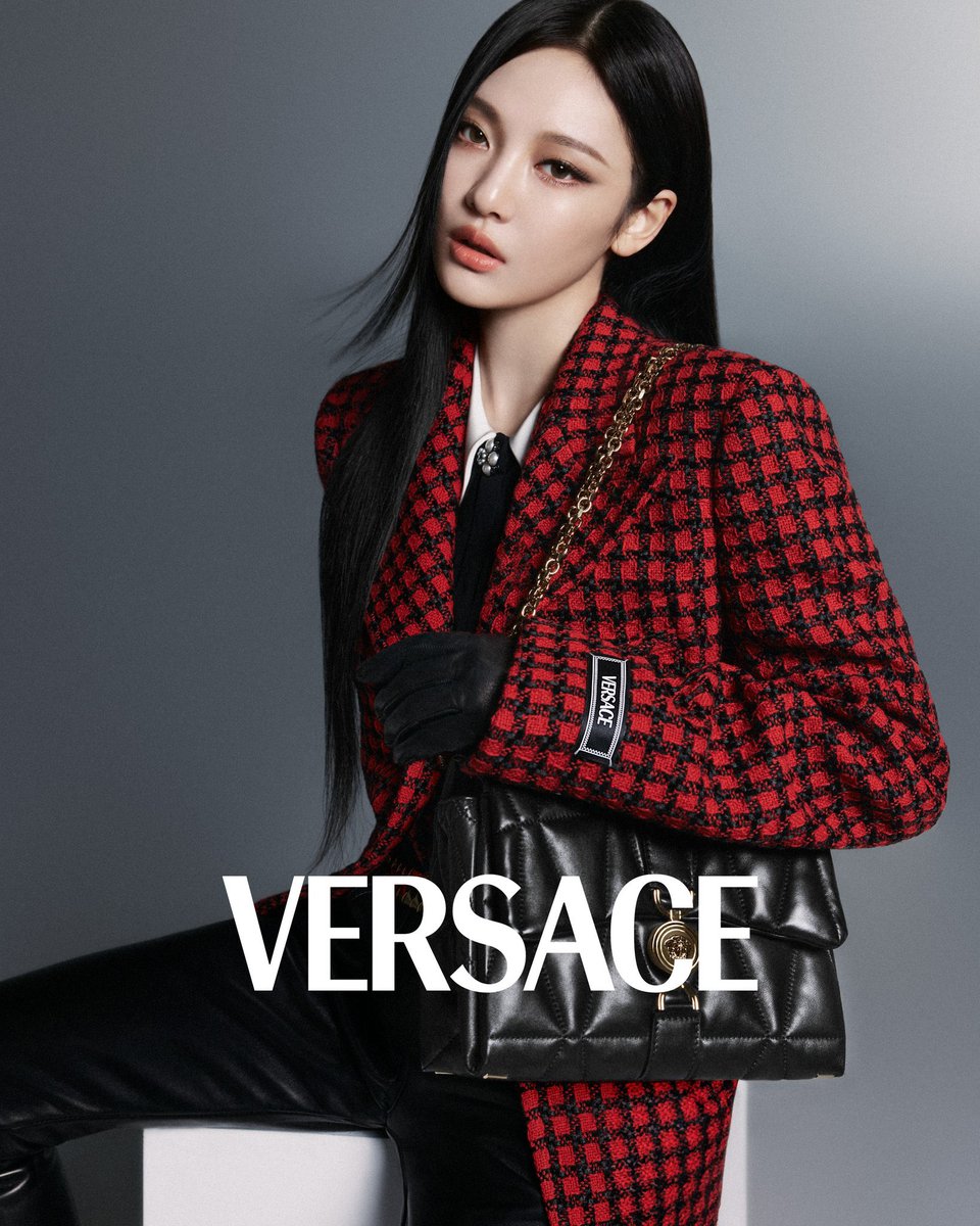 Nora🍓 tweet media