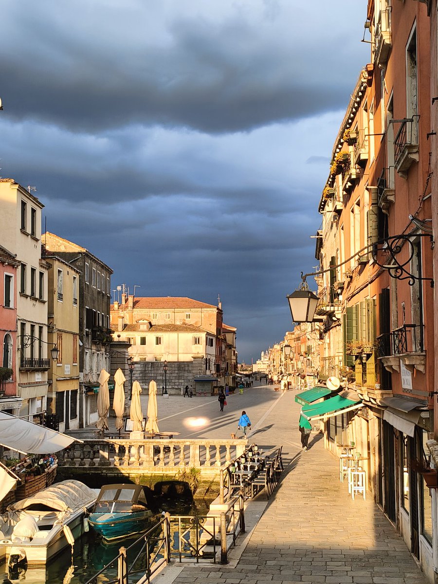 Mi sa che a breve piove