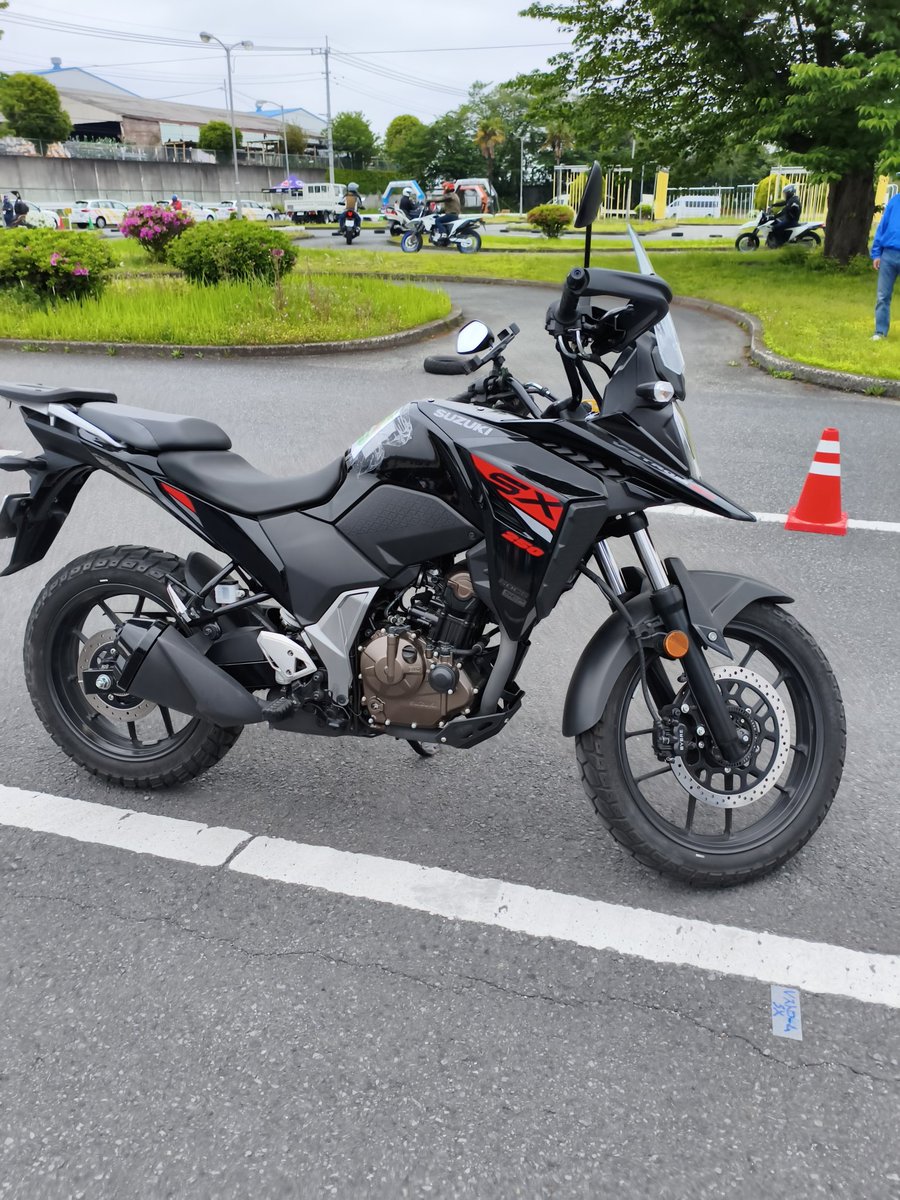 じゃみ tweet media