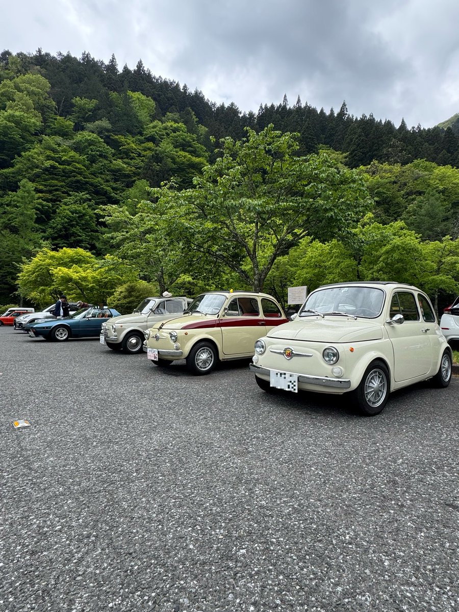rokuvespa's tweet photo. チンク多摩チーム
奥多摩→Garage Cafe Bar monocoque
#フィアット500
#fiat500
#nuova500 https://t.co/rxuZAK3eSw