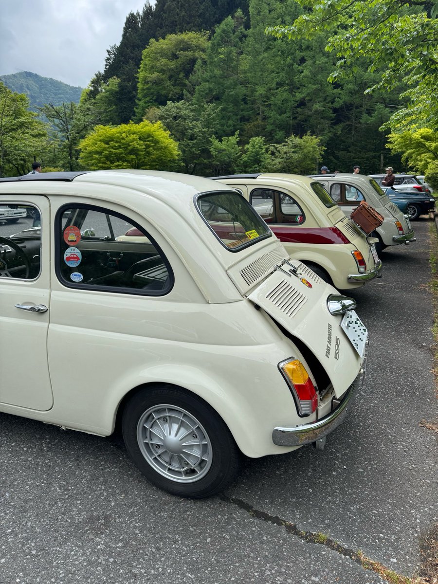 rokuvespa's tweet photo. チンク多摩チーム
奥多摩→Garage Cafe Bar monocoque
#フィアット500
#fiat500
#nuova500 https://t.co/rxuZAK3eSw