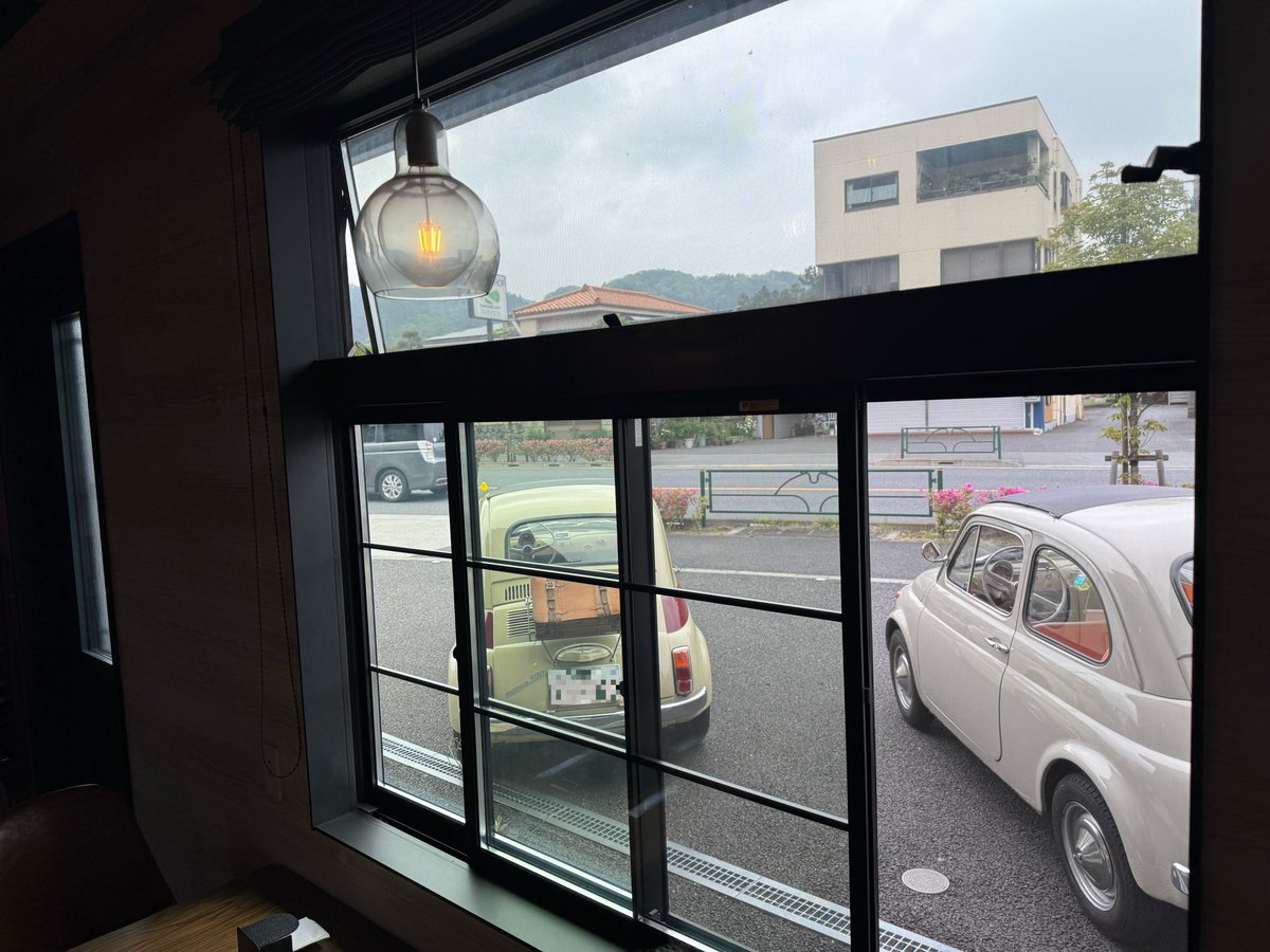 rokuvespa's tweet photo. チンク多摩チーム
奥多摩→Garage Cafe Bar monocoque
#フィアット500
#fiat500
#nuova500 https://t.co/rxuZAK3eSw