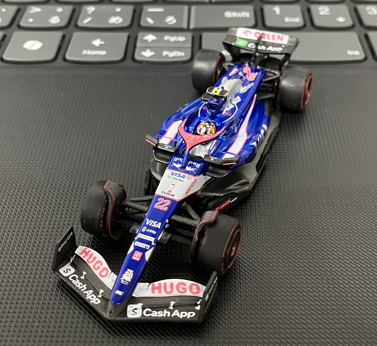 eurosports_shop's tweet photo. このマシンから、角田の物語が始まった🍁✨
VISA CASH APP RB F1 ホンダ VCARB 01 角田裕毅 2024年 バーレーンGP by MINIGT 1/64スケール
▶️オンラインショップで販売中!
https://t.co/Z4Uig5MUxF
#f1jp #角田裕毅 #角田くん #YukiTsunoda #VCARB01 #バーレーンGP https://t.co/HUjniQp36J