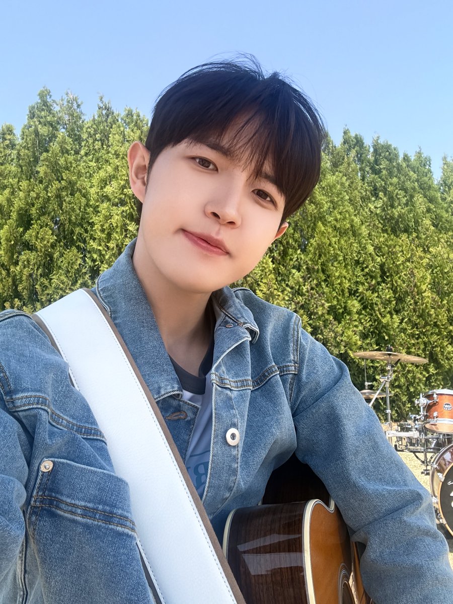 김재환 KIM JAE HWAN tweet media