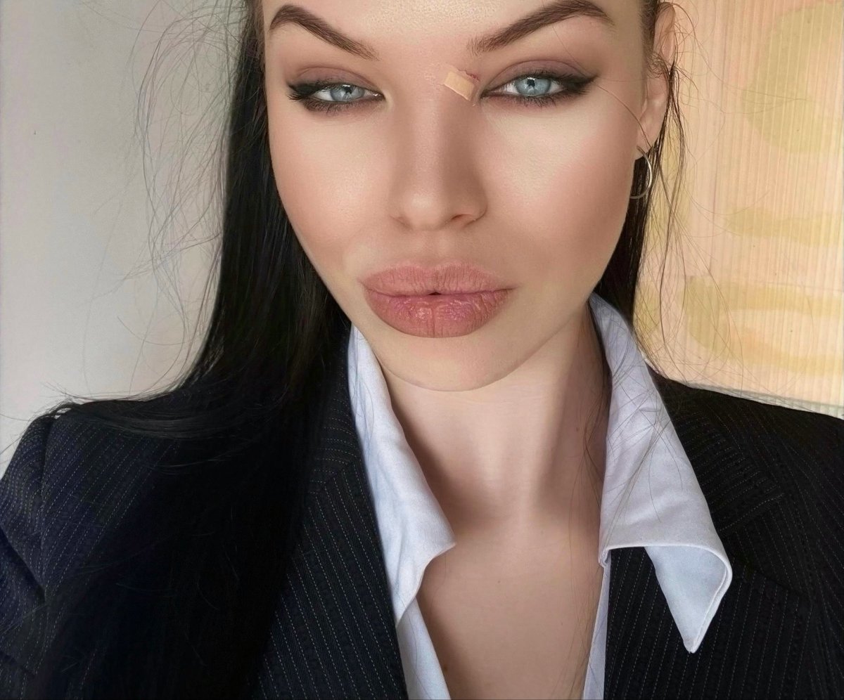 апогея неадекватности tweet media