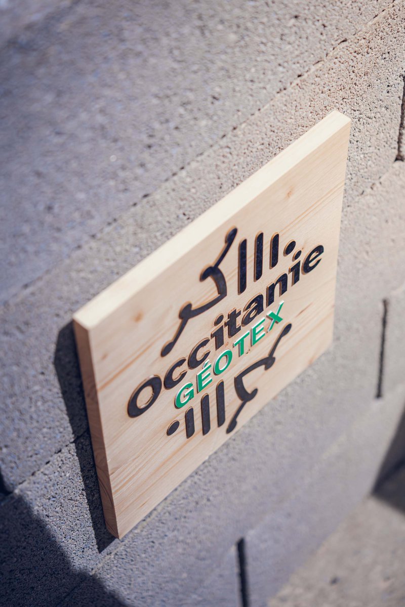 Occitanie's tweet image. #OccitanieGéotex, une #industrie d’avenir au service de notre souveraineté 👏

Ce projet pionnier de #géotextiles #biosourcés pose la première pierre de son usine en #Ariège.
Une fierté pour l'#Occitanie, 1er soutien public de l'entreprise. 

➡️ladepeche.fr/2026/04/27/ces…