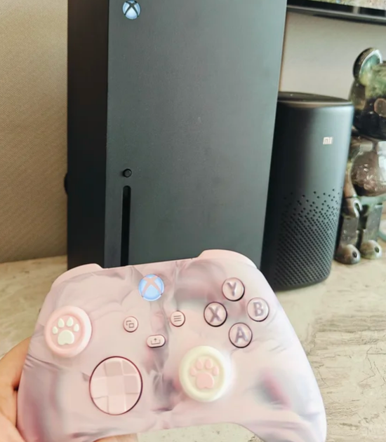 ono_optimistic tweet media