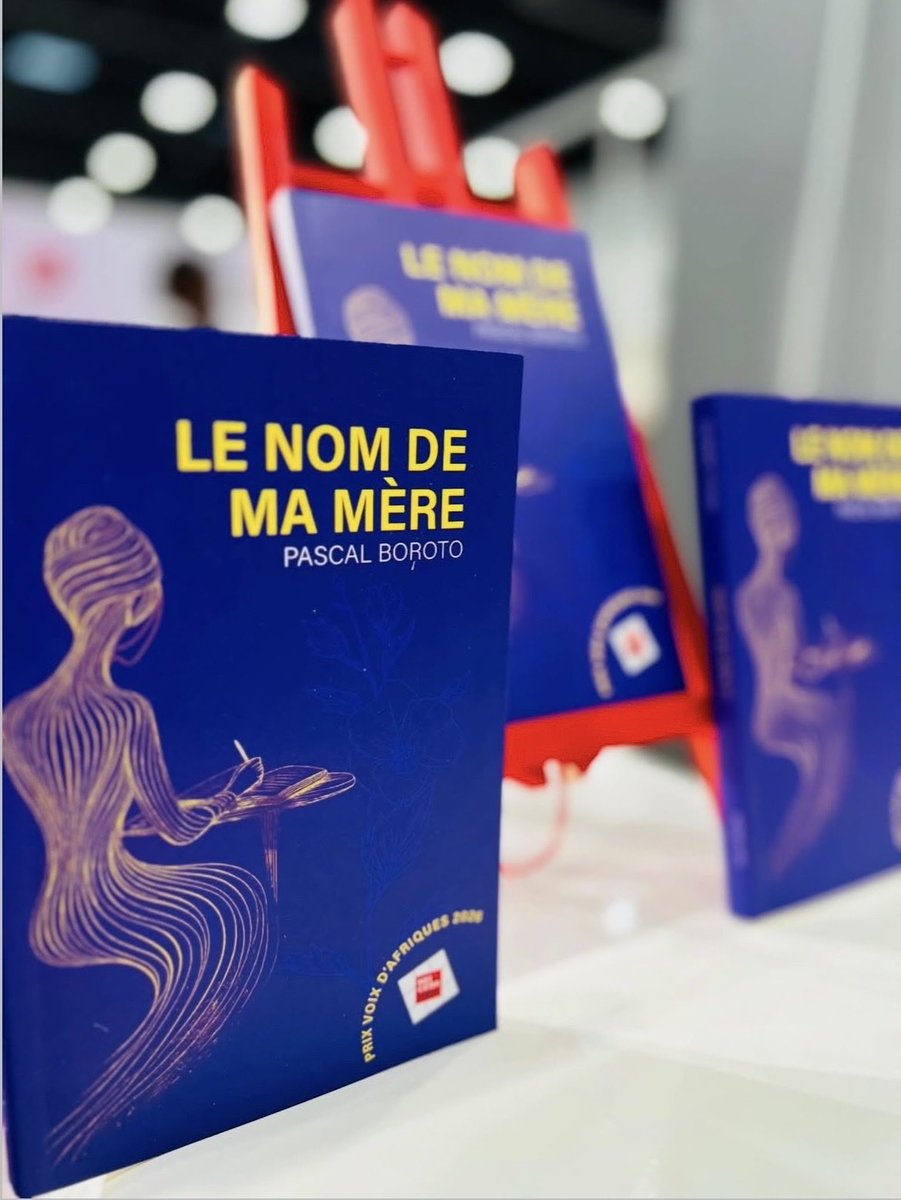 PascalBoroto's tweet photo. Le nom de ma mère, porté par son souffle culturel, vient de se déposer en Côte d'Ivoire. Je l'imagine déjà circuler entre les mains et les regards, proche de vous, prêt à être dévoré. Le voilà désormais en marche, traversant le monde jusqu'à la terre qui l'a vu naître. #Bukavu https://t.co/YhQB4dUdkm