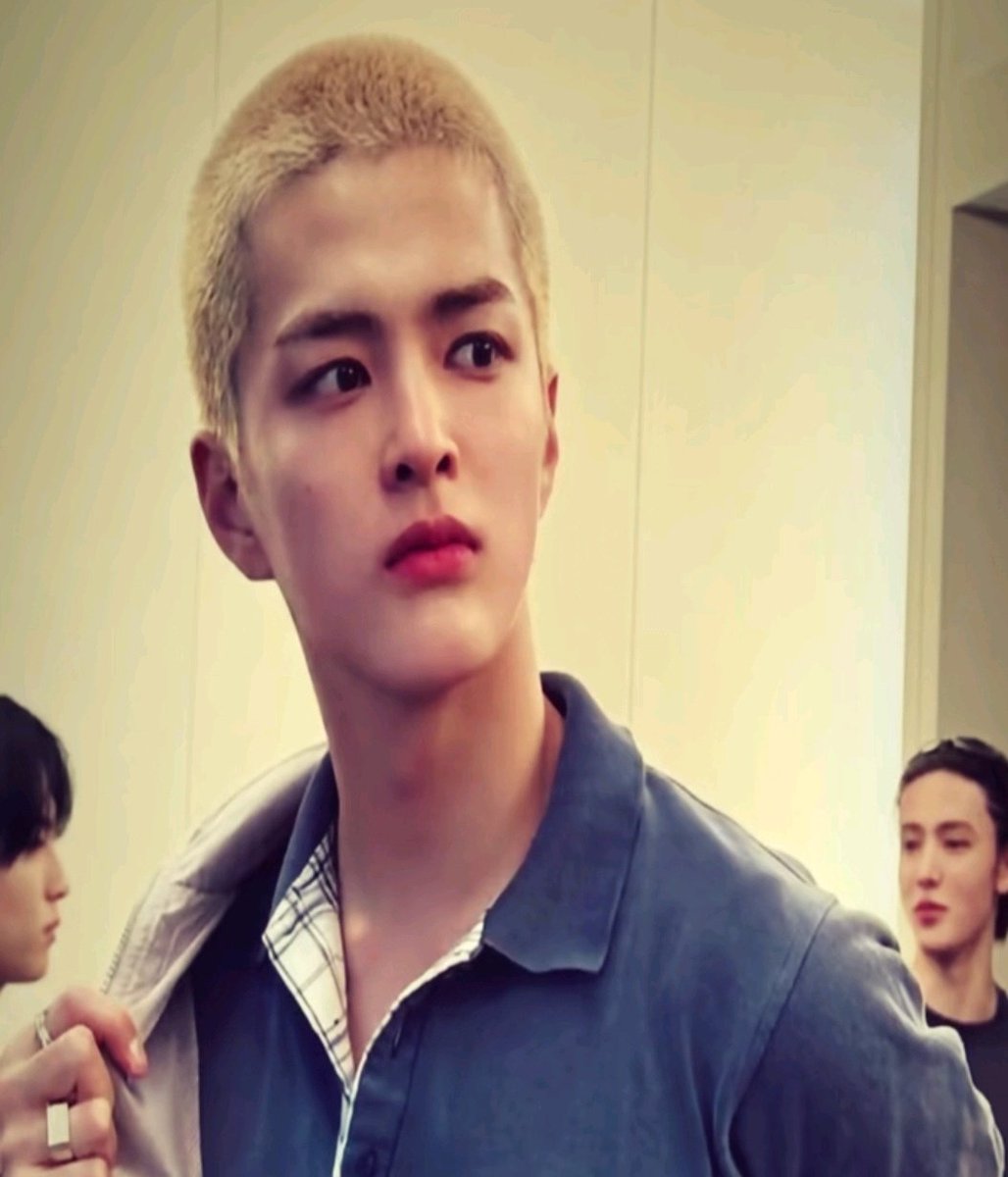 apple ࣪ 𓈒 ⭒ tweet media