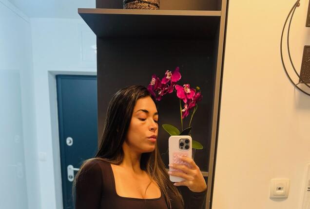 Mia Nins Brazilian P-🌟 in Belgium 🇧🇪 tweet media