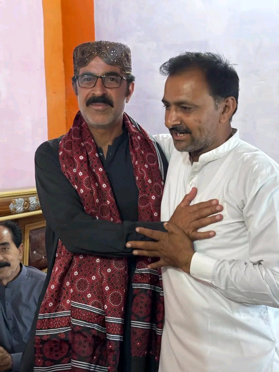 SUP_Sindh's tweet photo. ڪرمپور:
29/04/2026
سنڌ يونائيٽيڊ پارٽي جي صدر سيد زين شاھ ۽ مرڪزي قيادت جو ڪرمپور ۾ استقبال.
#SindhUnitedParty #SayedZainShah #ZainShah #SUP #SainGMSayed #SindhiNationalism https://t.co/WbnzBz16UT