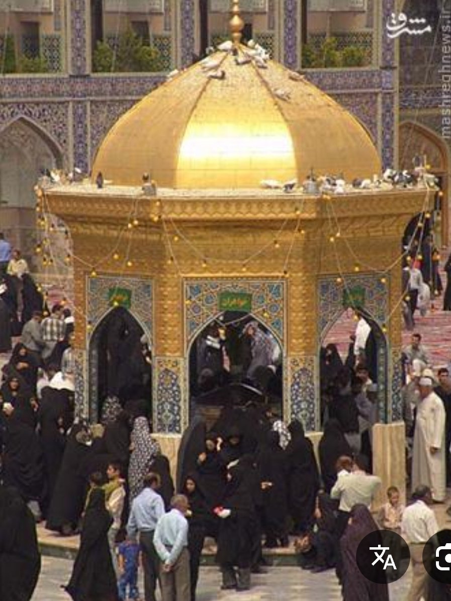 ایستادگی در برابر زورگویی جهانی، به برکت نگاه پرمهر حرم رضوی است.
مردم و نظام، با تکیه بر ولایت و معنویت، نشان داده‌اند که ایران با پشتوانه اهل بیت (ع) غیرقابل تسخیر است.
التماس دعا در صحن رضوی.
#ایران_امام_رضا
#صحن_رضا_جان